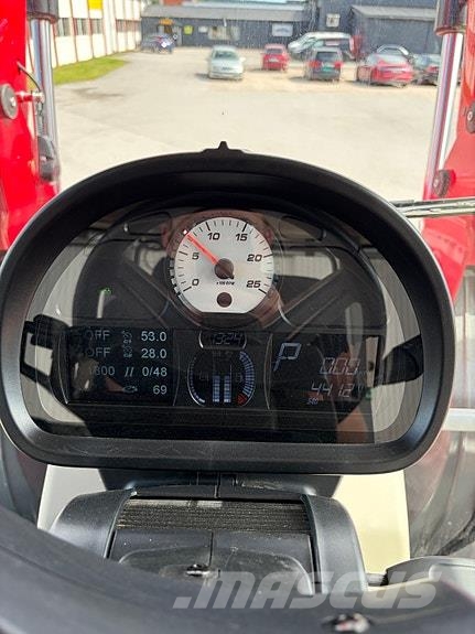 Massey Ferguson 6S.180 Exclusive Traktoriai