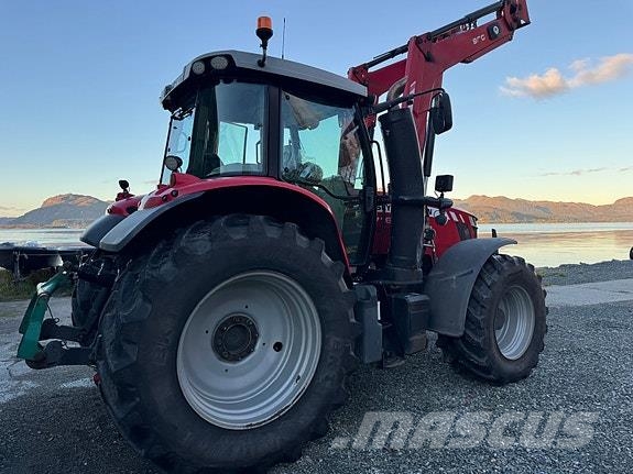 Massey Ferguson 7716 Traktoriai