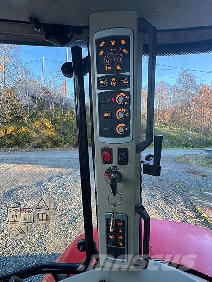 Massey Ferguson 7716 Traktoriai