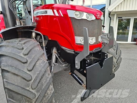 Massey Ferguson 7718 Dyna-6 トラクター