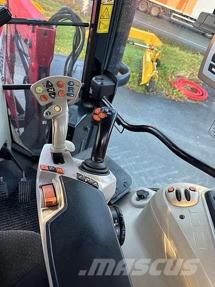 Massey Ferguson 7718 Dyna VT Fronthydraulikk/Laster Traktorer