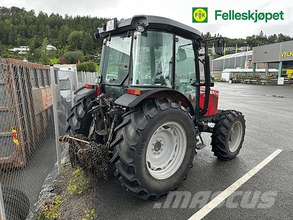Massey Ferguson MF 3630 トラクター