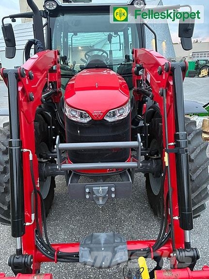 Massey Ferguson MF 4710M Traktorji