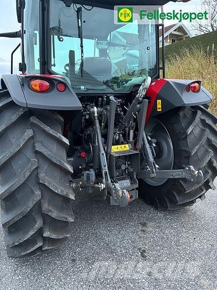 Massey Ferguson MF 4710M Traktorer