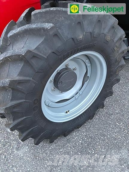 Massey Ferguson MF 4710M Traktorer