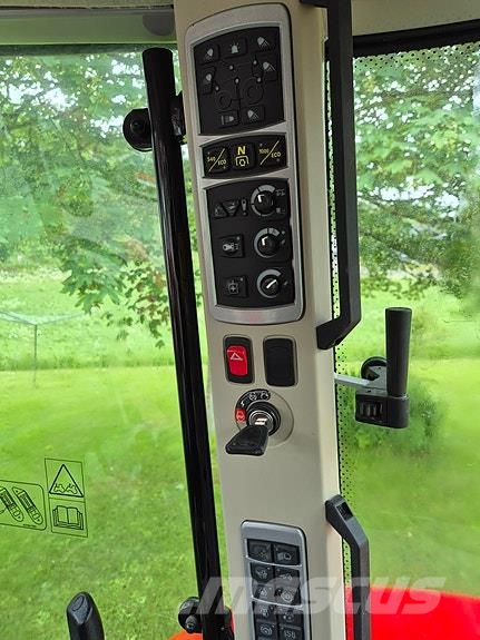 Massey Ferguson MF 5 S 125 トラクター