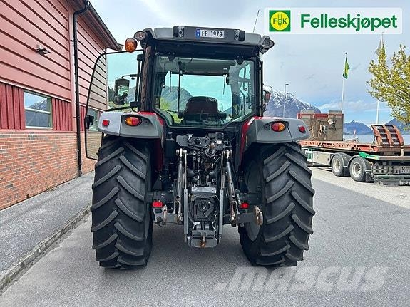 Massey Ferguson MF 5711 Traktori