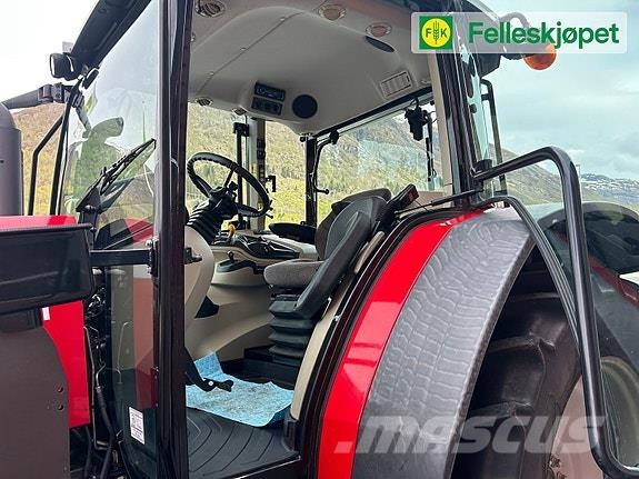 Massey Ferguson MF 5711 Traktori