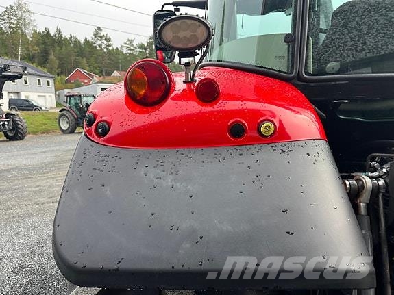 Massey Ferguson MF 5713 S Dyna 4 Traktori