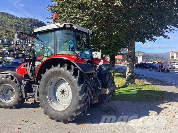 Massey Ferguson MF 5713 S Traktorer