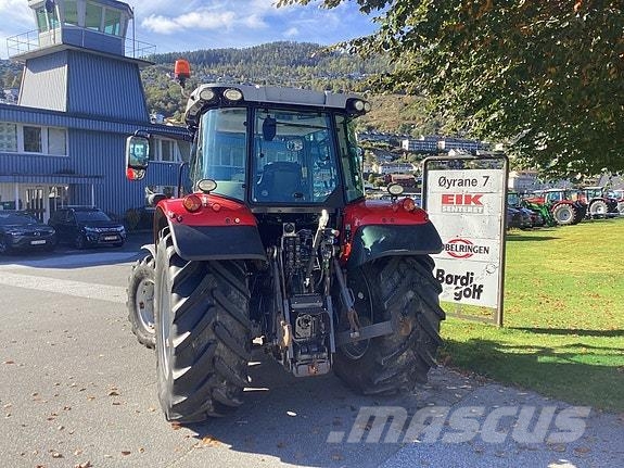 Massey Ferguson MF 5713 S Traktorer