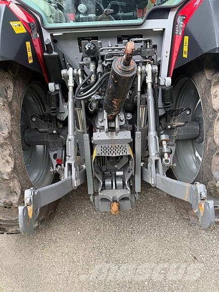 Massey Ferguson MF 5M.145 Traktorer