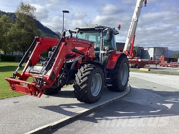 Massey Ferguson MF 5S.145 Traktori