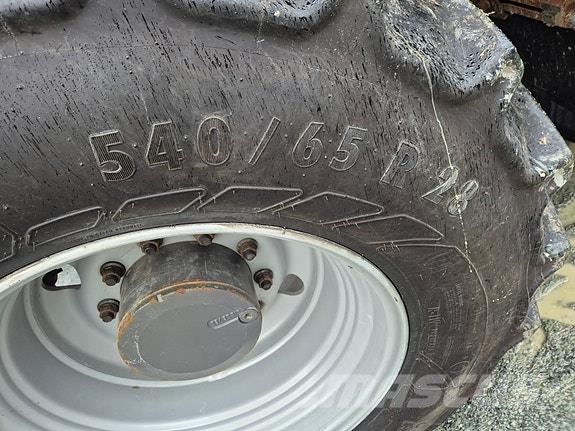 Massey Ferguson MF 6616 الجرارات