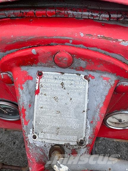 Massey Ferguson Tea-20 Gråtass Traktorer