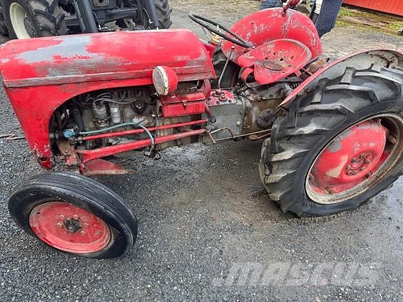 Massey Ferguson Tea-20 Gråtass Traktorer