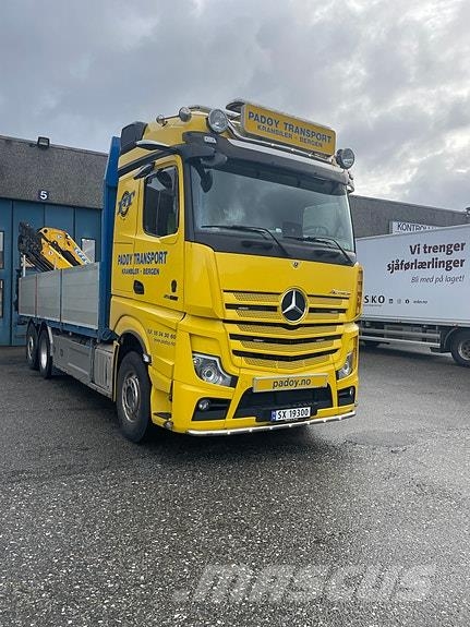Mercedes-Benz Actros 2558 Crane trucks