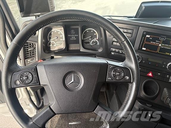 Mercedes-Benz AROCS 2658 Tippbil