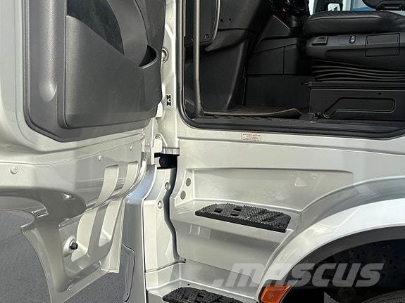 Mercedes-Benz AROCS 2658 Tippbil