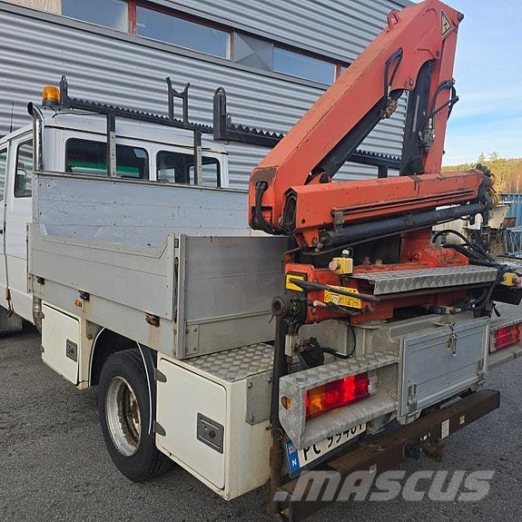 Mercedes-Benz Vario 815D med Palfinger kran Camiones grúa