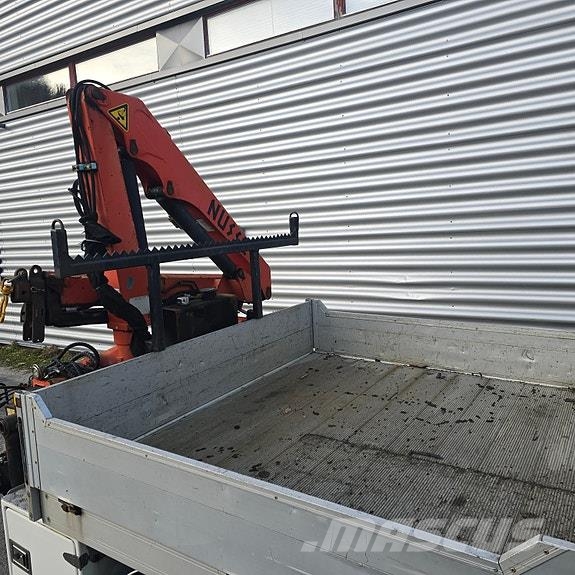 Mercedes-Benz Vario 815D med Palfinger kran Camiones grúa