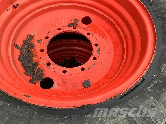 Michelin MachXbib 600/70R30 og 650/85R38 Pneus Agrícolas