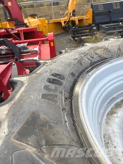 Mitas AC 65 Traktorit