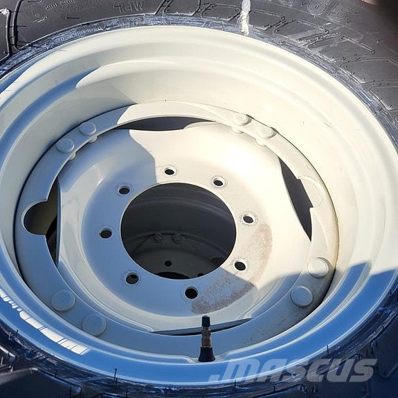 Mitas AC65 Valtra G-serie og MF 5S Ελαστικά και ζάντες
