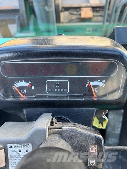 Mitsubishi FD100 معدات البناء - غير ذلك