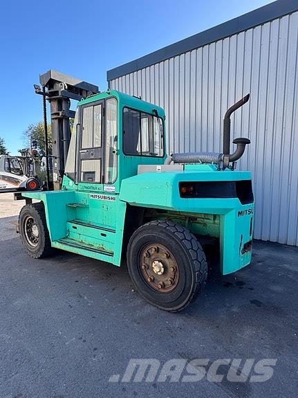 Mitsubishi FD100 معدات البناء - غير ذلك