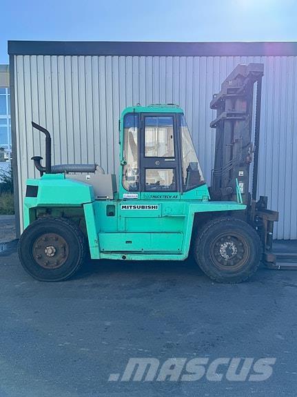 Mitsubishi FD100 معدات البناء - غير ذلك