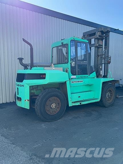 Mitsubishi FD100 معدات البناء - غير ذلك