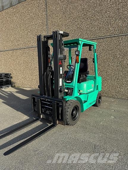Mitsubishi FD25K Diger