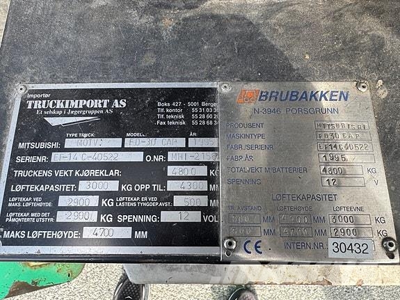 Mitsubishi FD30CAP 30432 معدات البناء - غير ذلك