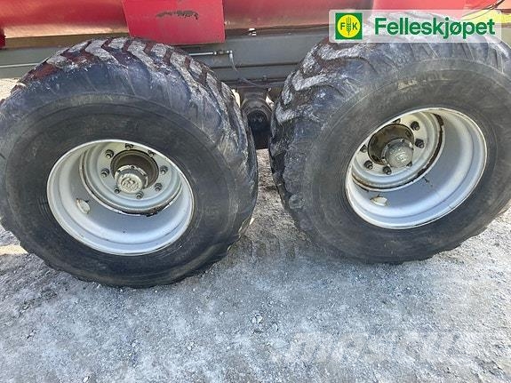 Moi CX 10000 brems, 600/50r22,5 nokian els Mineralspreder
