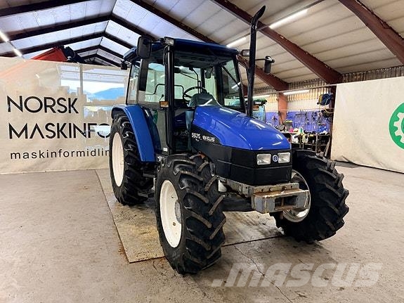 New Holland 5635 Tractors