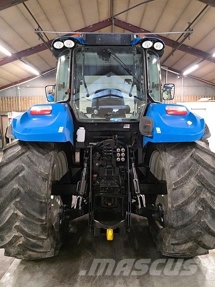 New Holland T5.115 EC#2 sett dekk# الجرارات