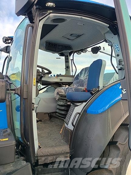 New Holland T5.140 DC- DEMO Traktorji