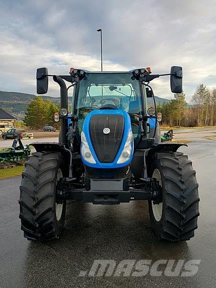 New Holland T5.140 DC- DEMO Traktorji