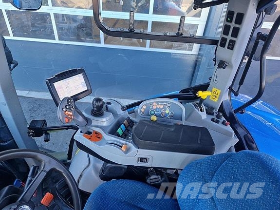 New Holland T6.160 トラクター