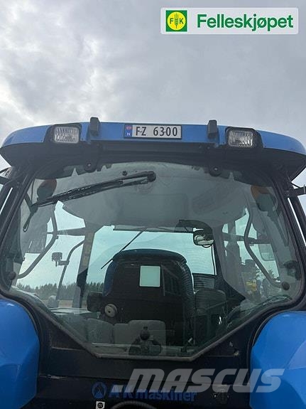 New Holland T6040 الجرارات