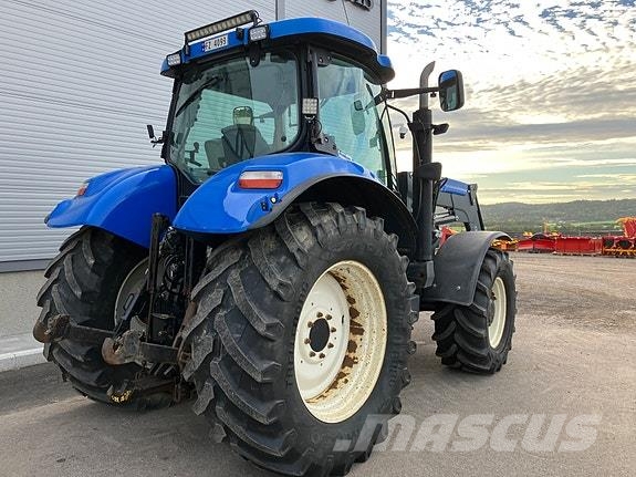 New Holland T6080 Traktoren