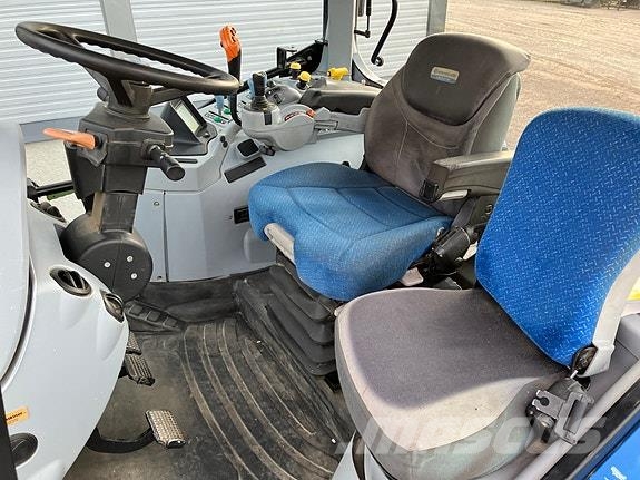 New Holland T6080 Traktoren