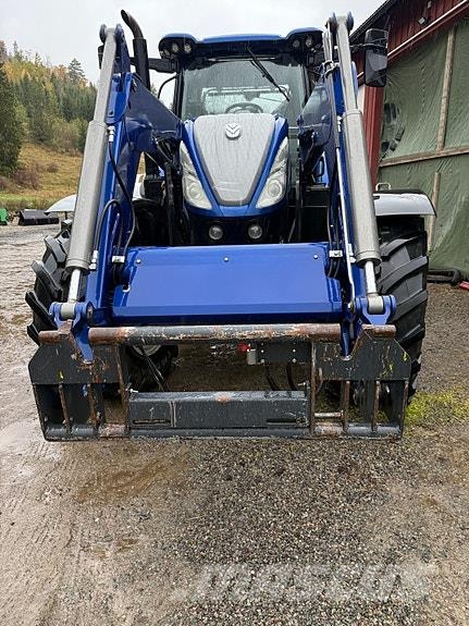 New Holland T7.225 Auto Command Traktorer