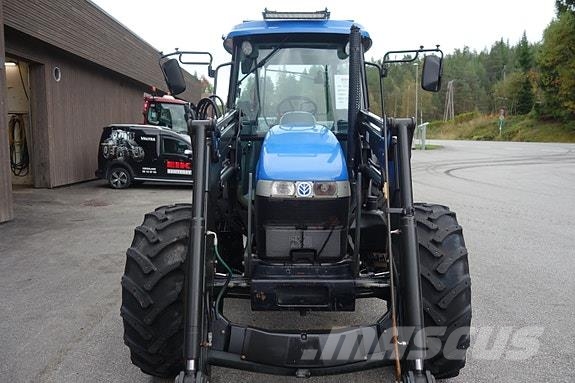 New Holland TD90 الجرارات