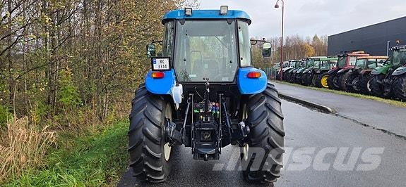 New Holland TD90D Traktorer