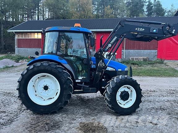 New Holland TD90D Tractors