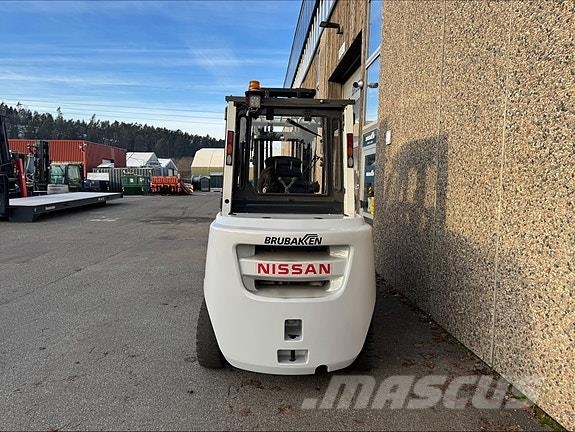 Nissan D1F4A45Y 32209 Sonstige Baumaschinen