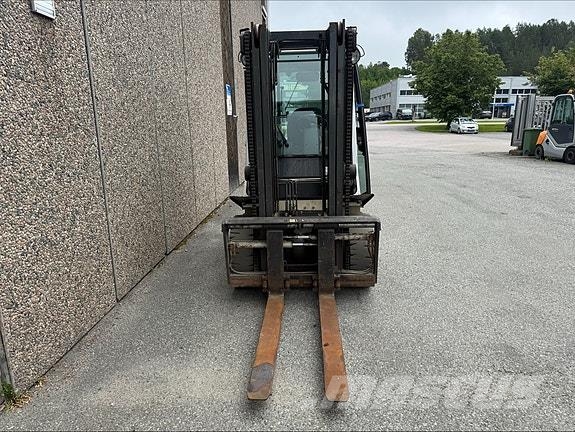 Nissan FD30 47866 معدات البناء - غير ذلك
