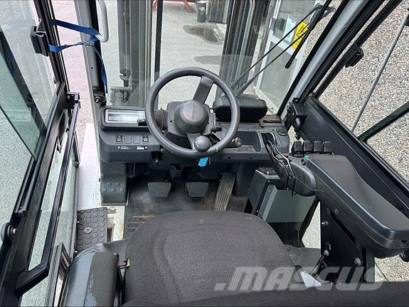 Nissan FD30 47866 معدات البناء - غير ذلك